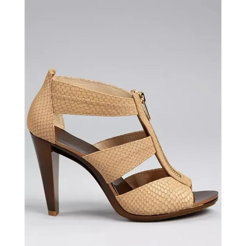 NEW MICHAEL Michael Kors Berkley Mid Platform T-Strap Sandals heels sz 11M - Picture 3 of 6